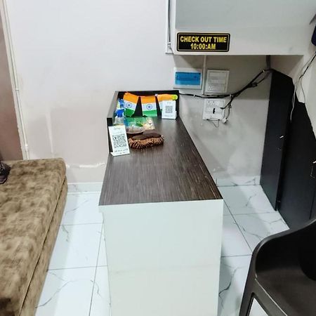 Hotel Rainbow Ujjain Exterior foto